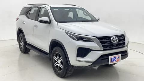 Used Toyota Fortuner 2024