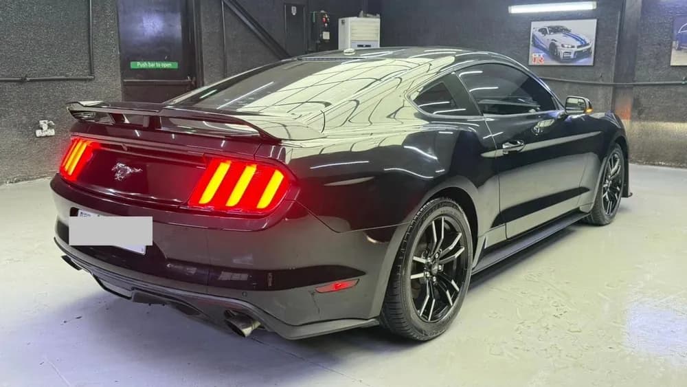 Used Ford Mustang 2.3L EcoBoost Coupe 2015 Used Ford Mustang 2.3L EcoBoost Coupe 2015 used_cars.forSale