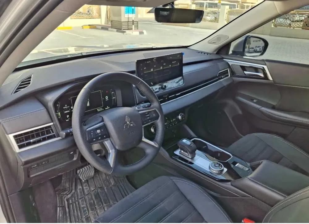 Used Mitsubishi Outlander 2.4L GLX (7-Seater) High 2026 Used Mitsubishi Outlander 2.4L GLX (7-Seater) High 2026 used_cars.forSale