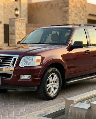 Used Ford Explorer XLT 2010 Used Ford Explorer XLT 2010 used_cars.forSale