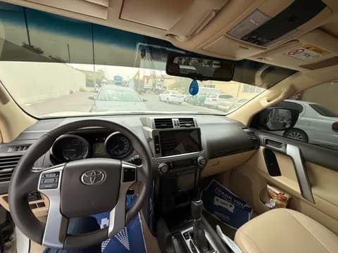 تويوتا لاند كروز برادو 5 Door 4.0L (Manual) 2016 مستعملة