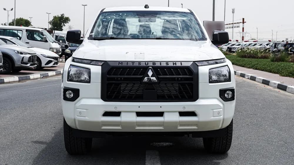 New Mitsubishi L200 2.5L Double Cab GLX 4WD 2026 New Mitsubishi L200 2.5L Double Cab GLX 4WD 2026 used_cars.forSale