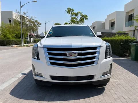 كاديلاك اسكاليد 6.2L ESV Platinum 2016 مستعملة