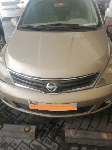 نيسان تييدا Sedan 2012 مستعملة
