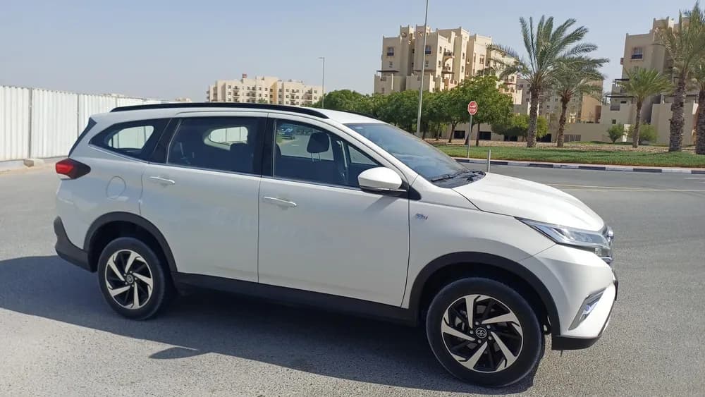Used Toyota Rush 1.5L STD (7-Seater) 2023 Used Toyota Rush 1.5L STD (7-Seater) 2023 used_cars.forSale