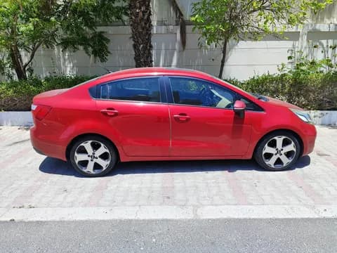 كيا ريو 5 Door Hatchback 1.4L 2015 مستعملة