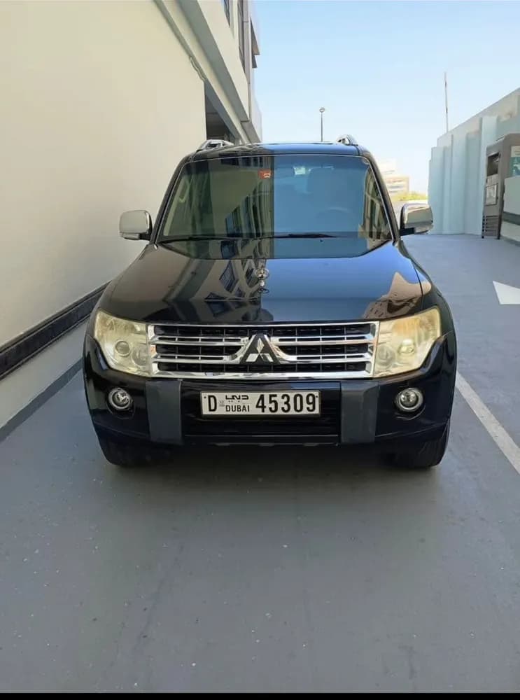Used Mitsubishi Pajero GLS V6 2011 Used Mitsubishi Pajero GLS V6 2011 used_cars.forSale