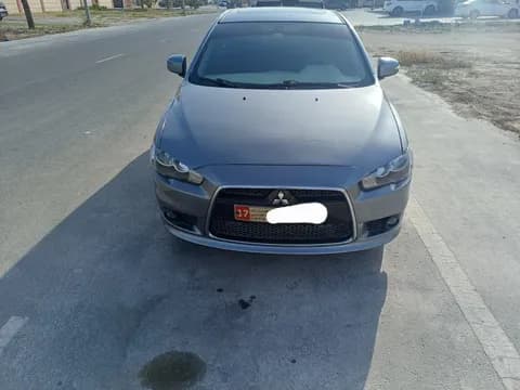 ميتسوبيشي لانسر إي اكس 2.0L GT 2015 مستعملة