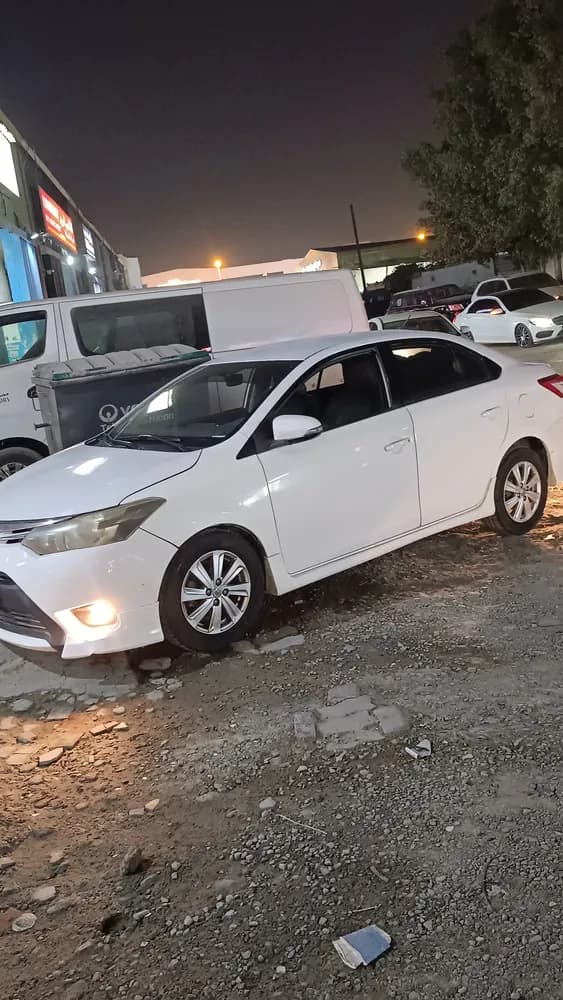 Used Toyota Yaris Sedan 1.5 Sport 2014