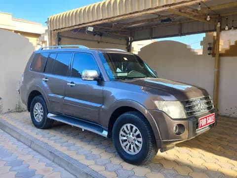 ميتسوبيشي باجيرو 3.5L 5 Door Full 2010 مستعملة