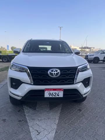 Used Toyota Fortuner 4.0L GXR 2021