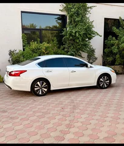 Used Nissan Altima 2.5 SL 2017