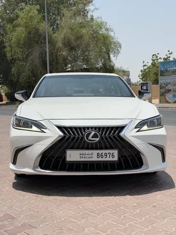 Used Lexus ES 300 Hybrid Full Option 2023 Used Lexus ES 300 Hybrid Full Option 2023 used_cars.forSale