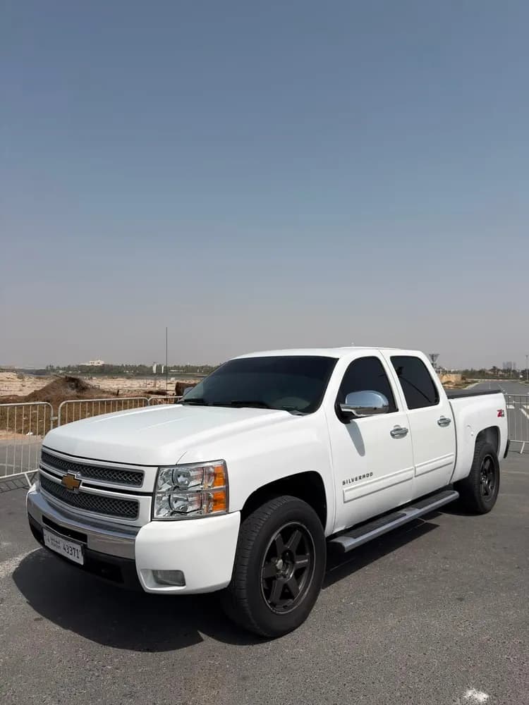 Used Chevrolet Silverado 5.3 V8 LTZ 2013 Used Chevrolet Silverado 5.3 V8 LTZ 2013 used_cars.forSale