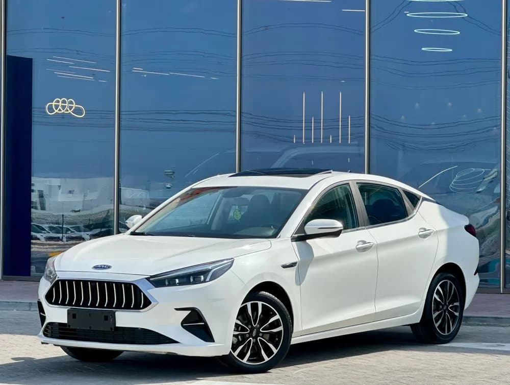 جاك j7-sportback 1-5t-deluxe 2023 مستعملة جاك j7-sportback 1-5t-deluxe 2023 مستعملة used_cars.forSale