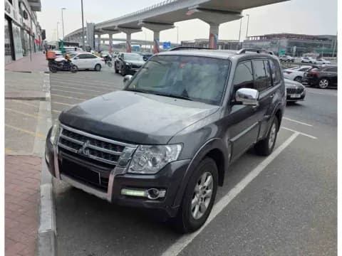 Used Mitsubishi Pajero 2017
