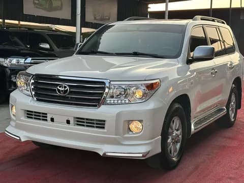 تويوتا لاند كروزر 4.6L GXR 2008 مستعملة