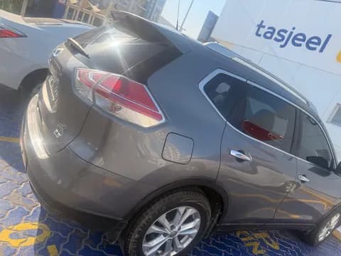 نيسان X-Trail S AWD (5-Seater) 2016 مستعملة