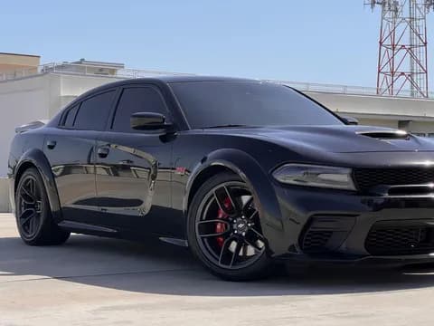 دودج تشارجر SRT8 Superbee 6.4L 2020 مستعملة دودج تشارجر SRT8 Superbee 6.4L 2020 مستعملة used_cars.forSale