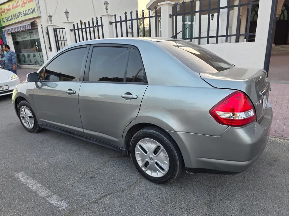 نيسان تيدا 1.8L SL بلس 2012 مستعملة