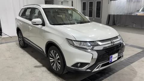 Used Mitsubishi Outlander 2023