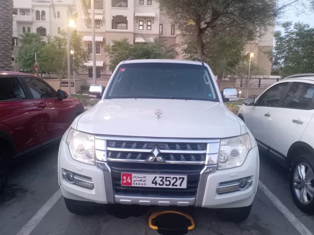 Used Mitsubishi Pajero GLS V6 2017