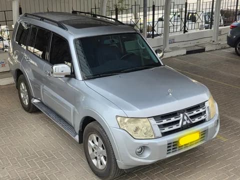 ميتسوبيشي باجيرو 3.5L 5 Door Basic 2012 مستعملة ميتسوبيشي باجيرو 3.5L 5 Door Basic 2012 مستعملة used_cars.forSale
