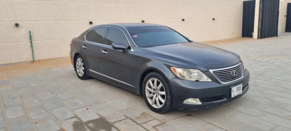 Used Lexus LS 460 4 door 4.6L SWB 2007