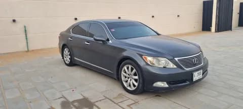Used Lexus LS 460 4 door 4.6L SWB 2007