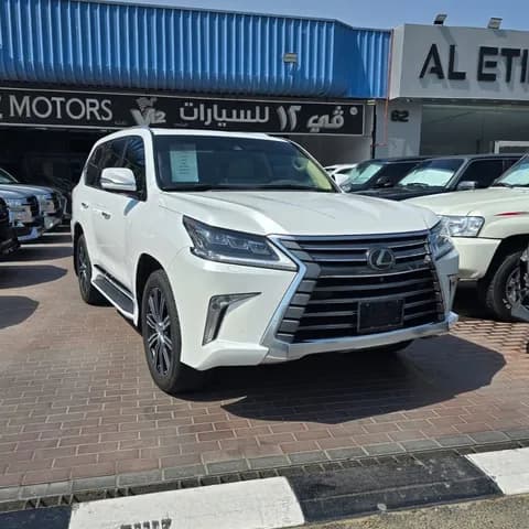 Used Lexus LX 570 5 door 5.7L 2021
