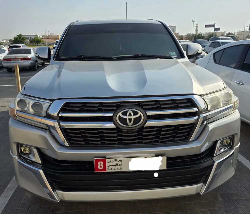 Used Toyota Land Cruiser 4.6 GXR 2011 Used Toyota Land Cruiser 4.6 GXR 2011 used_cars.forSale