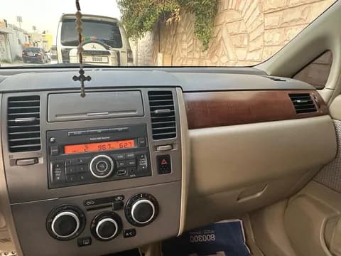 Used Nissan Tiida SE 2008