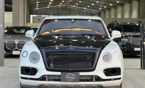 بنتلي بينتايجا W12 2017 مستعملة بنتلي بينتايجا W12 2017 مستعملة used_cars.forSale