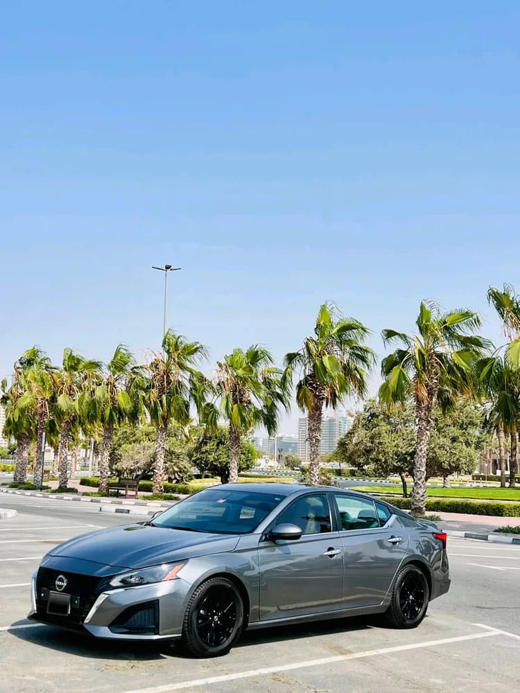 Used Nissan Altima 2.5 SV 2023