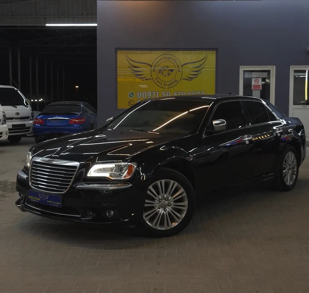 كرايسلر 300 سي 3.6L 2014 مستعملة