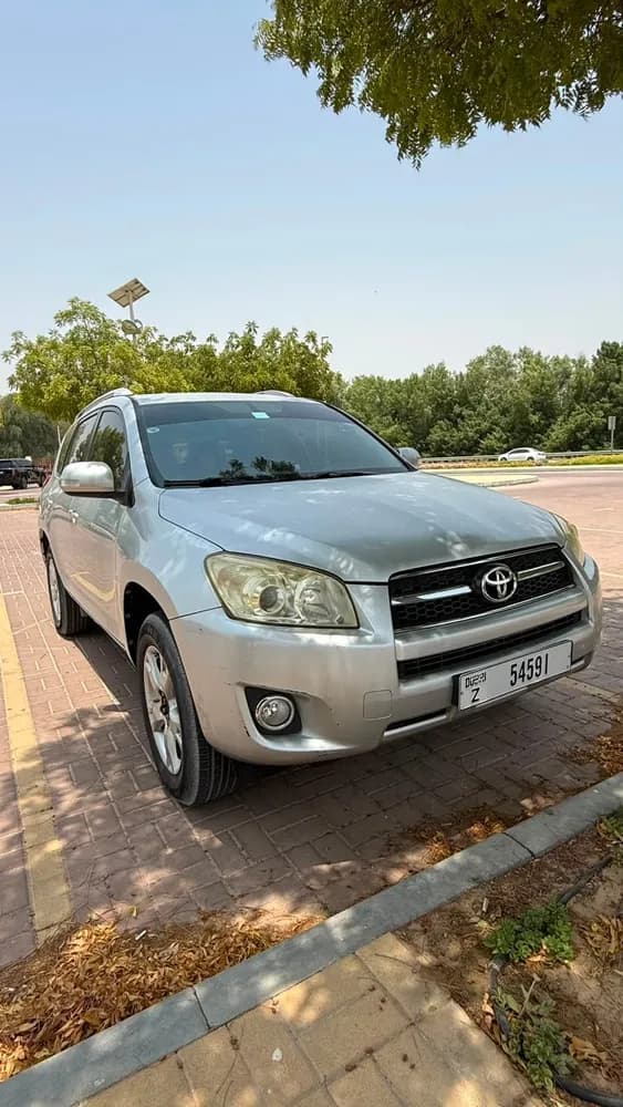 تويوتا راف4 2.5L 2WD EXR 2011 مستعملة