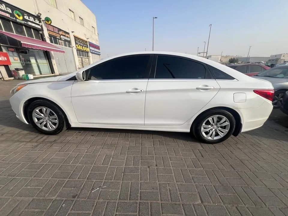 هيونداي سوناتا 2.4L 2012 مستعملة