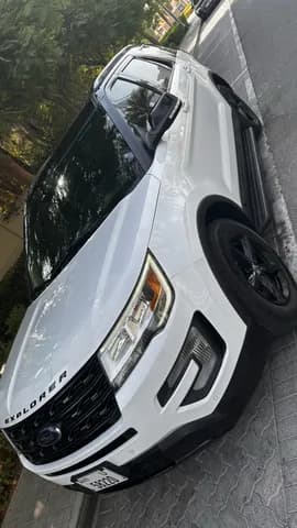Used Ford Explorer 3.5L V6 XLT (AWD) Full Option 2017