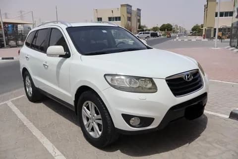 هيونداي سنتافي 2.4L Base (FWD) 2010 مستعملة