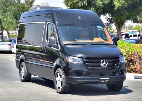 مرسيدس بنز بزنيس فان سبرينتر قي اي بي 7 Seater 2023 جديدة