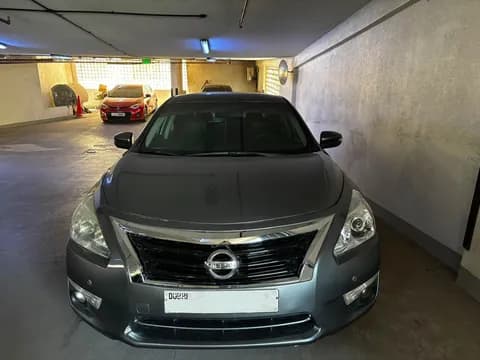 Used Nissan Altima 3.5 SV 2014