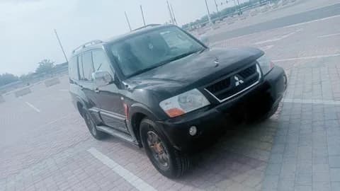 Used Mitsubishi Pajero 3.8L GLS 5 Door high 2007 Used Mitsubishi Pajero 3.8L GLS 5 Door high 2007 used_cars.forSale