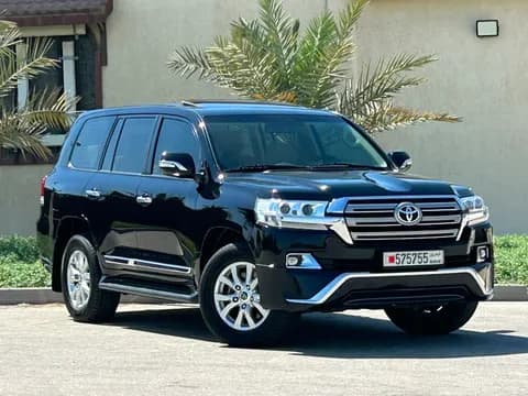 Used Toyota Land Cruiser 4.5L GXR (Petrol) 2017 Used Toyota Land Cruiser 4.5L GXR (Petrol) 2017 used_cars.forSale