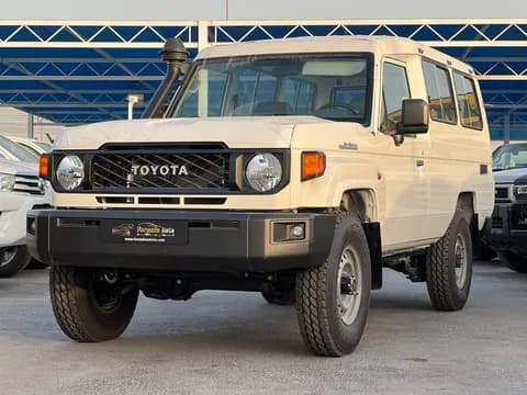 New Toyota Land Cruiser 4.0 Safari AT 2026 New Toyota Land Cruiser 4.0 Safari AT 2026 used_cars.forSale