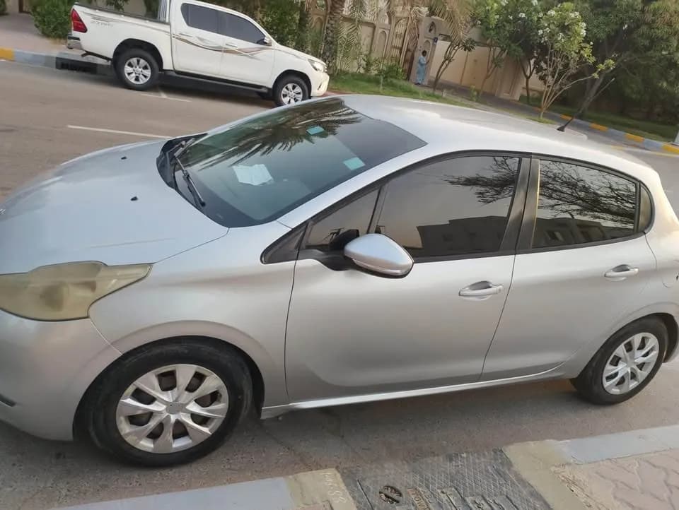 بيجو 208 1.6L GT Line 2014 مستعملة