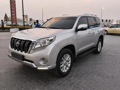 Used Toyota Land Cruiser Prado 5 Door 2.7L VXR 2017 Used Toyota Land Cruiser Prado 5 Door 2.7L VXR 2017 used_cars.forSale