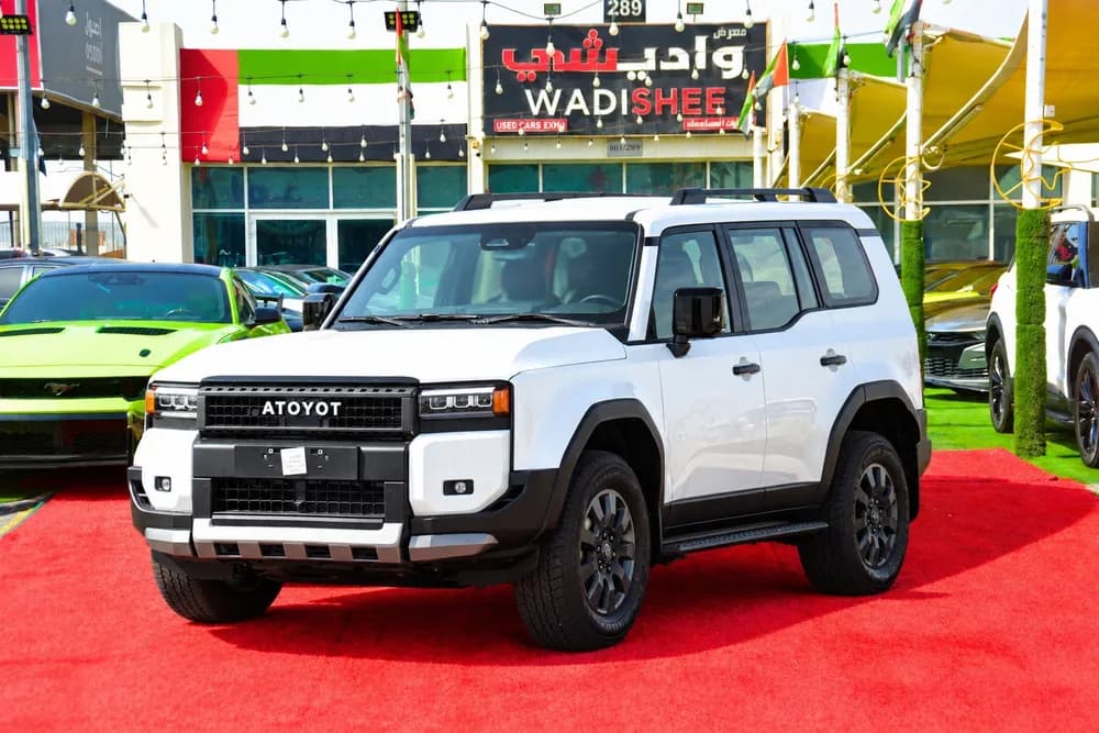 تويوتا لاند كروزر برادو 4.0L V6 VX3 2026 جديدة