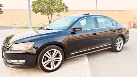 فولكس فاجن باسات 2.5L SEL 2014 مستعملة