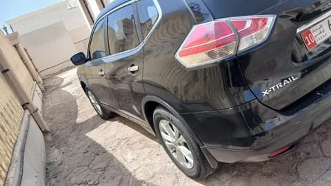 نيسان X-Trail S 2WD (7-Seater) 2016 مستعملة