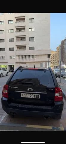 كيا سبورتيج 4 Door 2.0L 2010 مستعملة